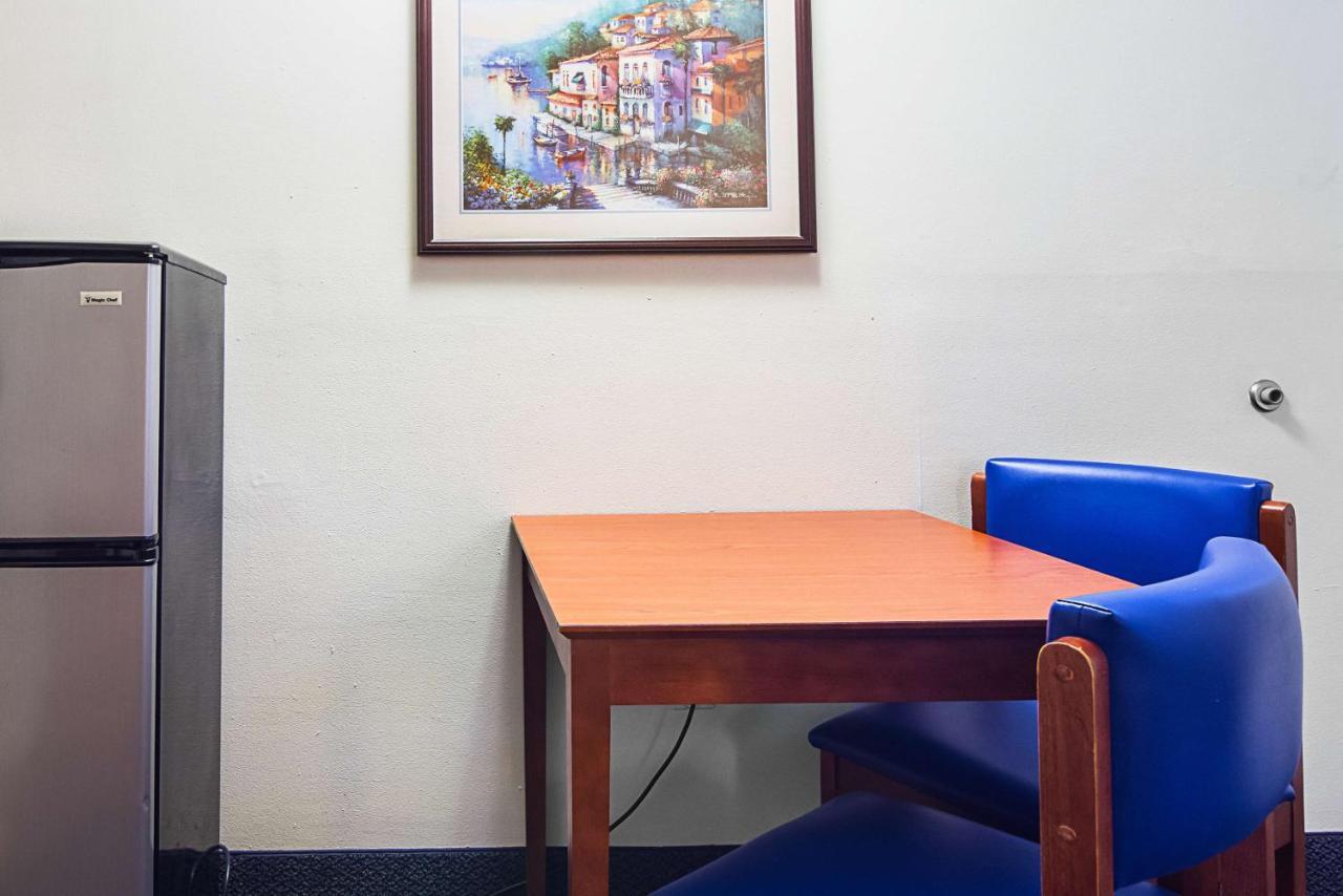 Motel 6-Fayetteville, Nc - Fort Liberty Area 외부 사진
